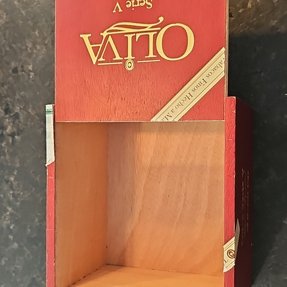 Set of Three wooden Nicaraguan cigar boxes - Picture 8 of 16